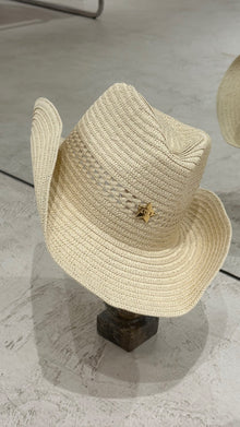 Beige straw Ma hat